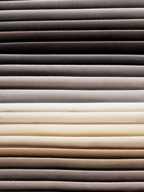 Påfuglsofa matt fløyelsstoff